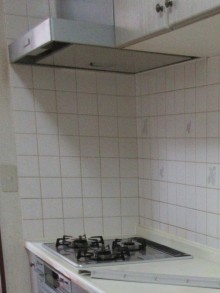 スタイリッシュ&シンプルで使いやすいキッチンに　横浜市青葉区Y様邸